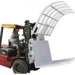 Вилочный погрузчик с шарнирно-сочлененной рамой